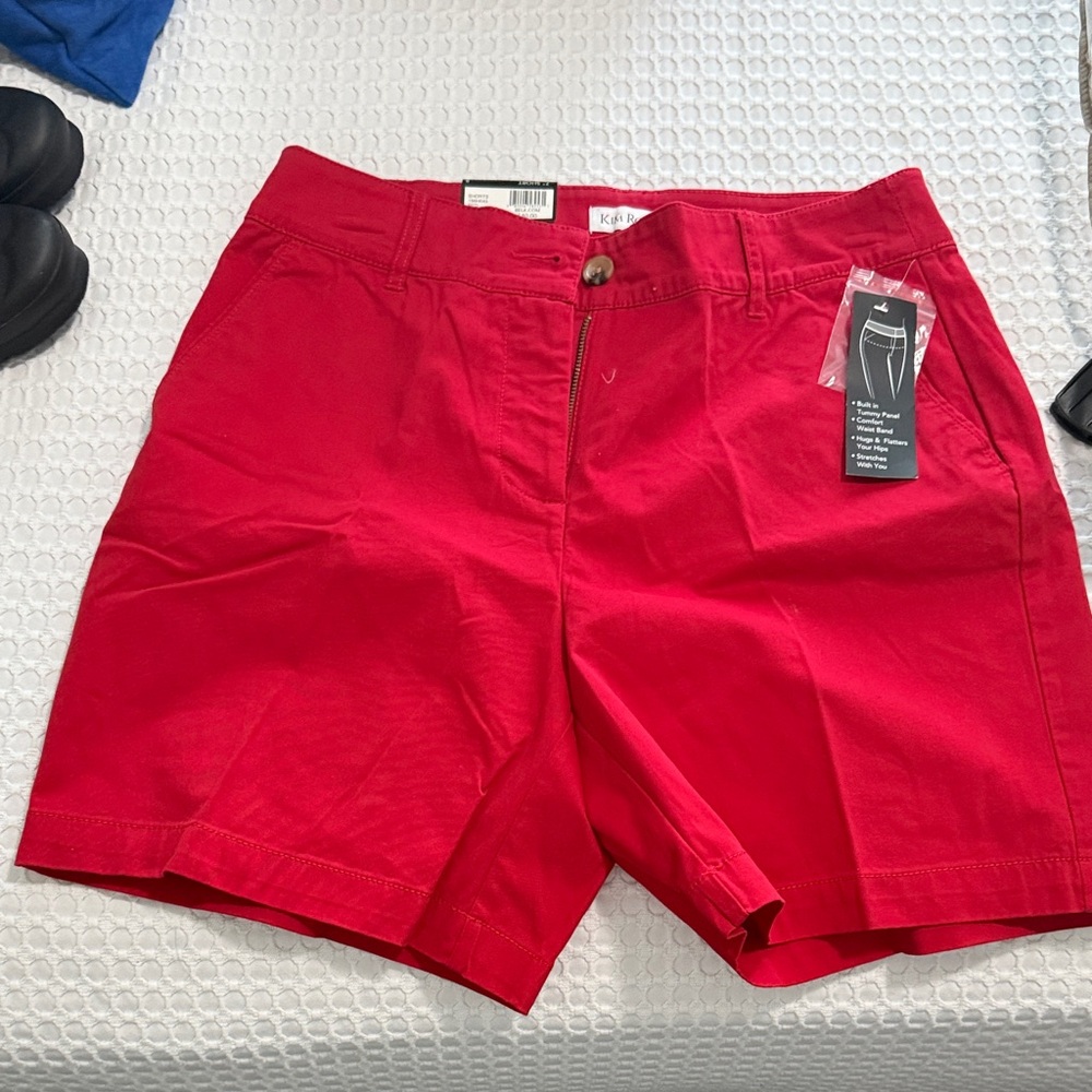 Kim Rogers Bright Red Women's Casual Shorts
